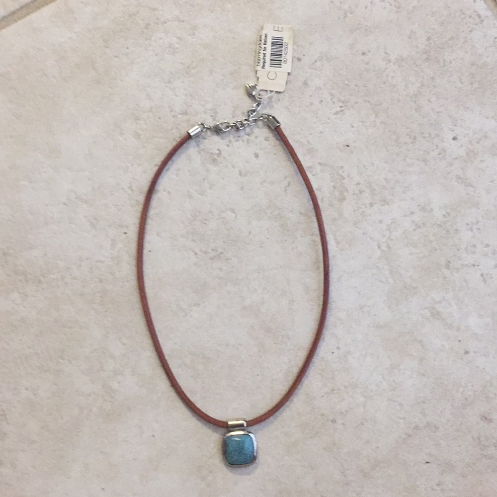 Pendant with green stone , leather-silver chain